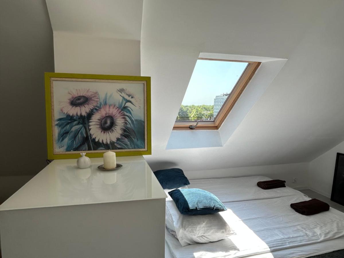 Near To The Beach & City Centre Apartment Jagiellonska Kolberg Exterior foto